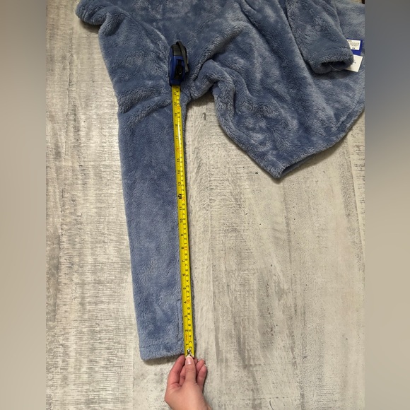 Sweater - Picture 4 of 5